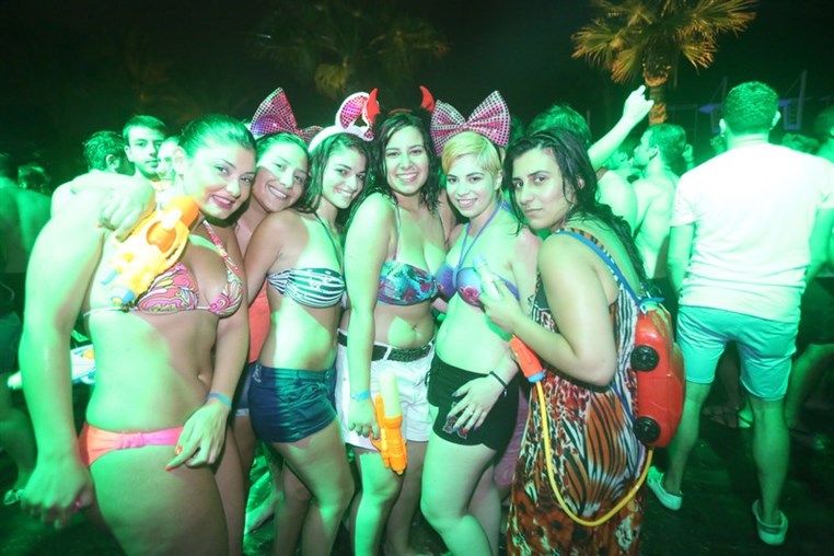 Lebanon Largest FOAM Party 3 (3)